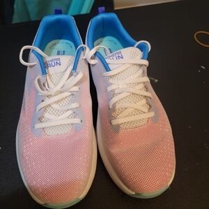 Running shoes